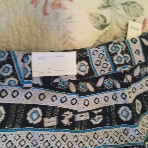 Ann Taylor LOFT Outlet womens 4 inch shorts New preppy size 2 geometric - Picture 6 of 7
